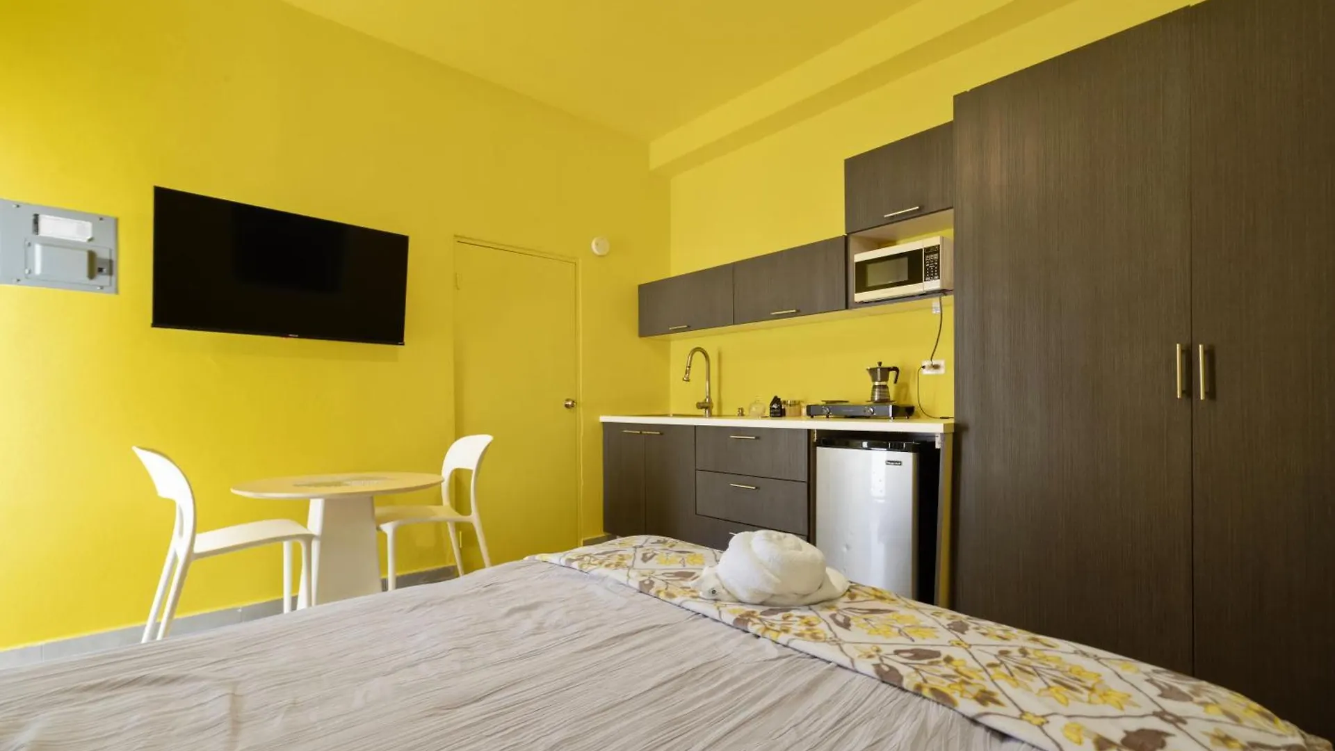 Bright Studio In Quiet Area - Self Check In - Mm10 San Juan